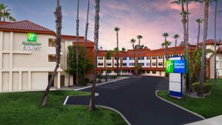 Holiday Inn Express La Mesa