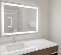 Holiday Inn Express La Mesa Room