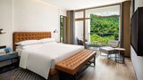 Four Points by Sheraton Qiandao Lake Suite
