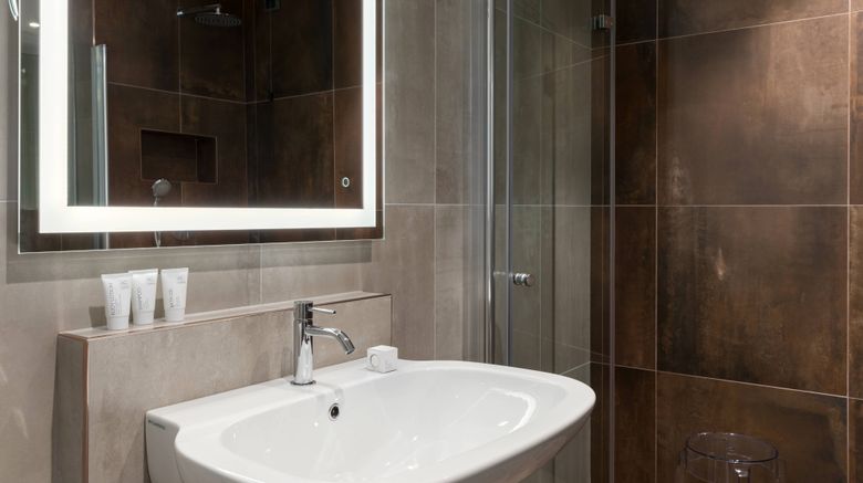 <b>AC Hotels by Marriott Venezia Room</b>. Images powered by <a href="https://www.leonardoworldwide.com/" title="Leonardo Worldwide" target="_blank">Leonardo</a>.