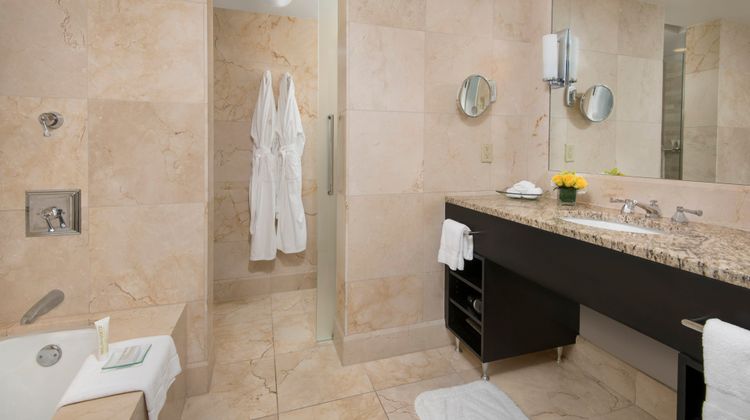 Four Seasons Hotel Chicago Room