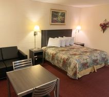 Scottish Inn Room