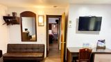 Scottish Inn Suite