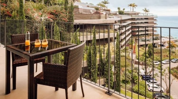Savoy Saccharum Resort & Spa Suite