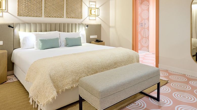 <b>Boutique Hotel Luna Granada Centro Room</b>. Images powered by <a href="https://www.leonardoworldwide.com/" title="Leonardo Worldwide" target="_blank">Leonardo</a>.