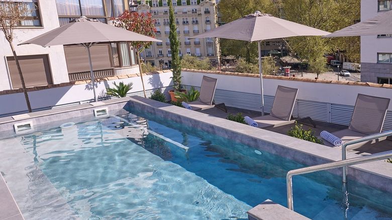 <b>Boutique Hotel Luna Granada Centro Pool</b>. Images powered by <a href="https://www.leonardoworldwide.com/" title="Leonardo Worldwide" target="_blank">Leonardo</a>.