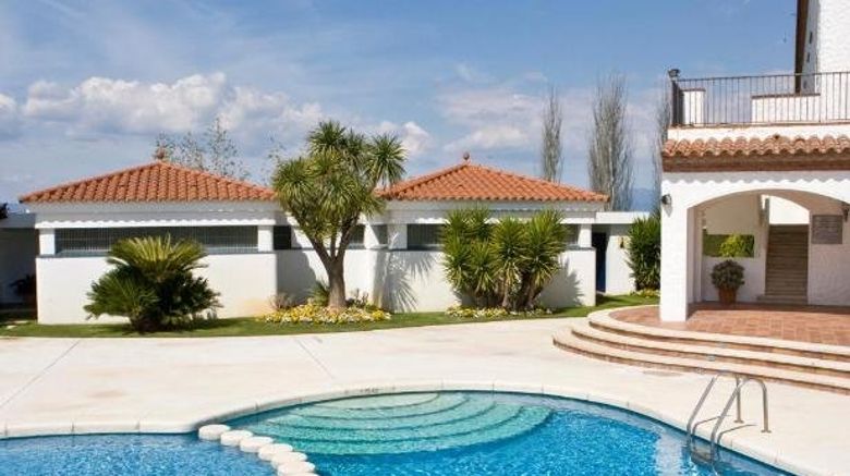 <b>Hotel Bon Retorn Pool</b>. Images powered by <a href="https://www.leonardoworldwide.com/" title="Leonardo Worldwide" target="_blank">Leonardo</a>.