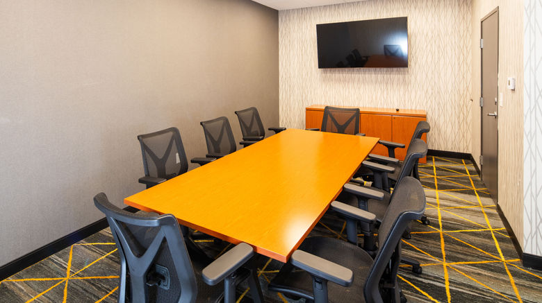 <b>Holiday Inn & Suites Detroit-Troy Meeting</b>. Images powered by <a href="https://www.leonardoworldwide.com/" title="Leonardo Worldwide" target="_blank">Leonardo</a>.