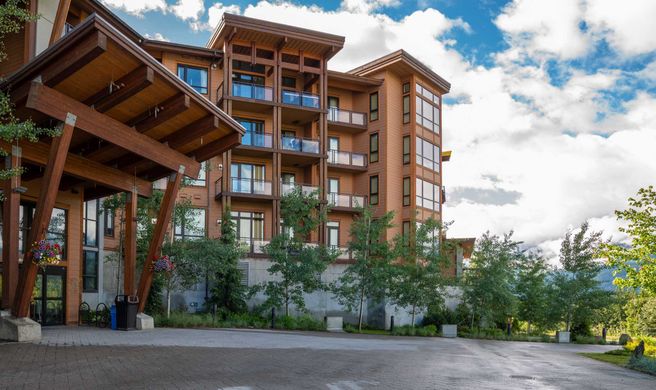 Sutton Place Hotel Revelstoke Exterior