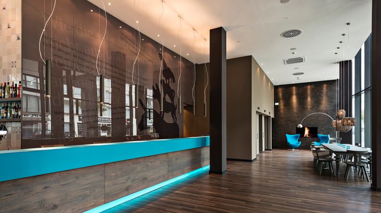 Motel One Bremen Lobby