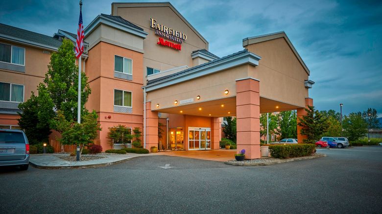 <b>Fairfield Inn & Suites Burlington Exterior</b>. Images powered by <a href="https://www.leonardoworldwide.com/" title="Leonardo Worldwide" target="_blank">Leonardo</a>.