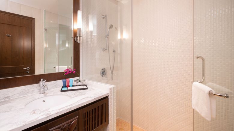 <b>Rendezvous Hotel Singapore Room</b>. Images powered by <a href="https://www.leonardoworldwide.com/" title="Leonardo Worldwide" target="_blank">Leonardo</a>.