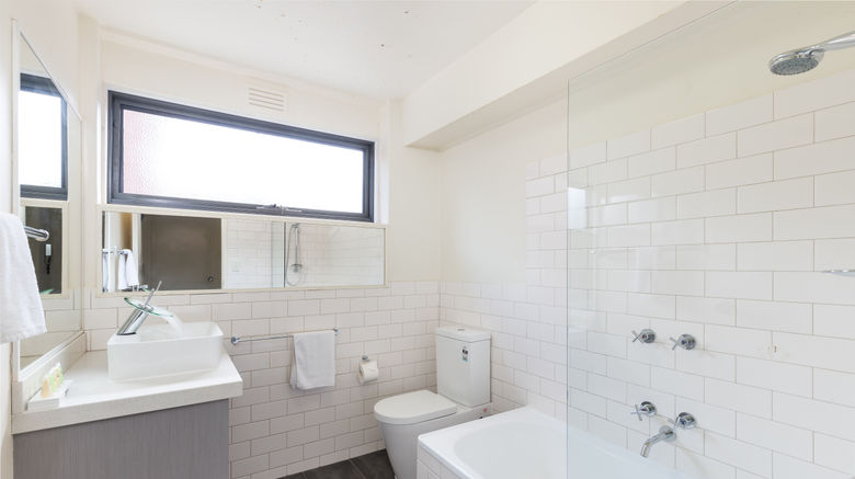 <b>City Edge East Melbourne Serviced Apt Room</b>. Images powered by <a href="https://www.leonardoworldwide.com/" title="Leonardo Worldwide" target="_blank">Leonardo</a>.