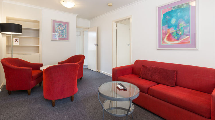 City Edge East Melbourne Serviced Apt Room