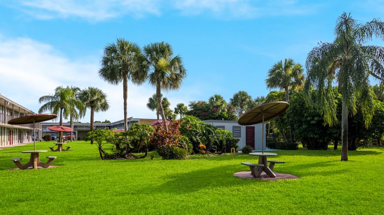 <b>Red Roof Inn Vero Beach - I-95 Exterior</b>. Images powered by <a href="https://www.leonardoworldwide.com/" title="Leonardo Worldwide" target="_blank">Leonardo</a>.