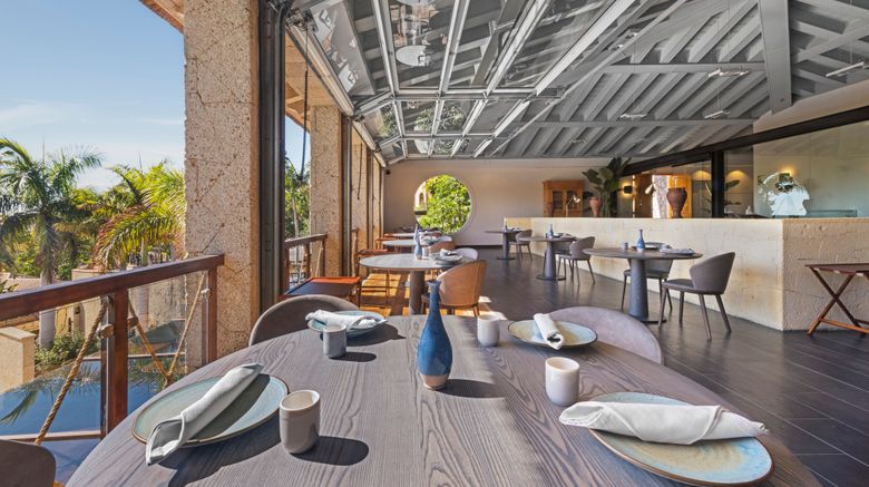 <b>Gran Hotel Bahia del Duque Restaurant</b>. Images powered by <a href="https://www.leonardoworldwide.com/" title="Leonardo Worldwide" target="_blank">Leonardo</a>.