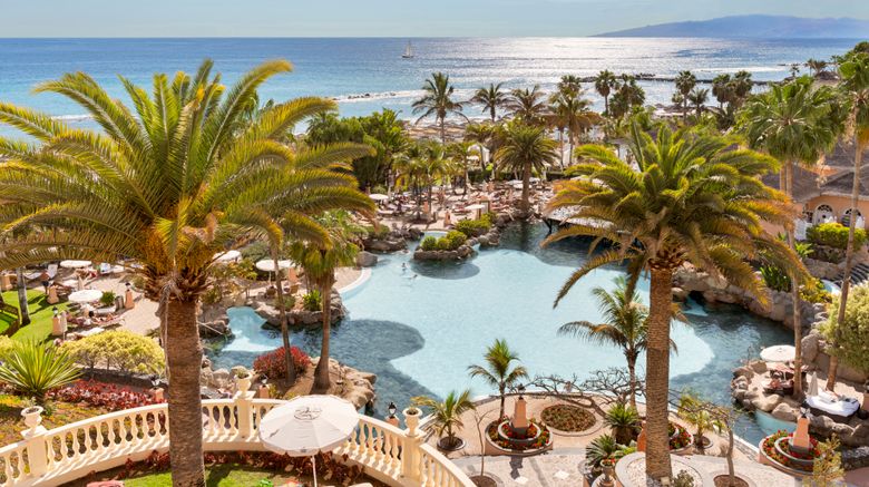 <b>Gran Hotel Bahia del Duque Pool</b>. Images powered by <a href="https://www.leonardoworldwide.com/" title="Leonardo Worldwide" target="_blank">Leonardo</a>.