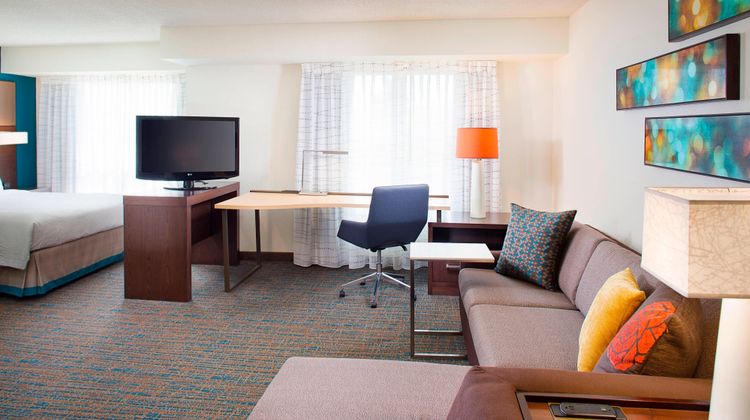 Residence Inn by Marriott Suite