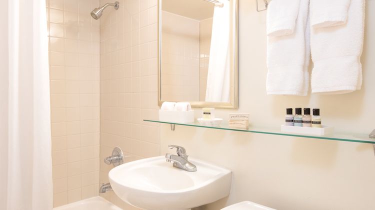 Park Lane Suites & Inn Room