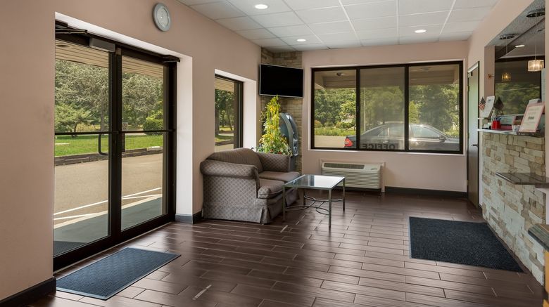 <b>Red Carpet Inn & Suites Hammonton West Lobby</b>. Images powered by <a href="https://www.leonardoworldwide.com/" title="Leonardo Worldwide" target="_blank">Leonardo</a>.