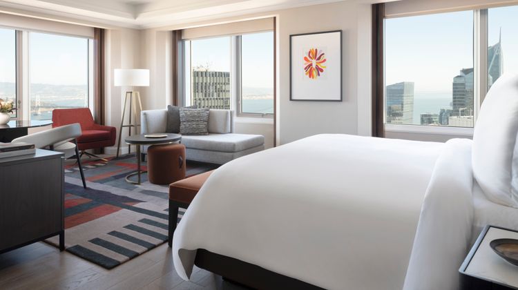 Four Seasons Hotel at Embarcadero Suite