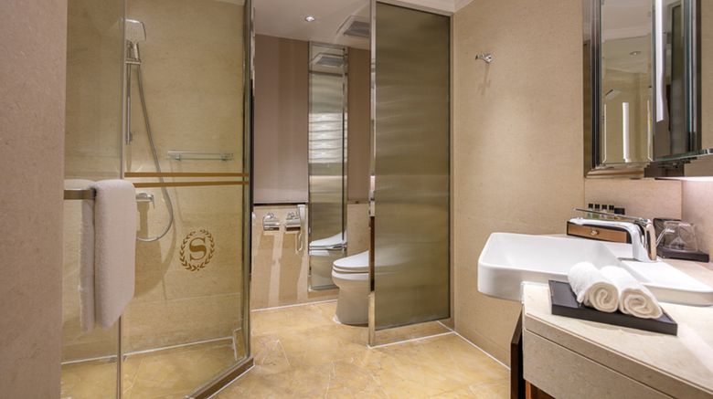 <b>Sheraton Nanjing Kingsley Hotel & Towers Room</b>. Images powered by <a href="https://www.leonardoworldwide.com/" title="Leonardo Worldwide" target="_blank">Leonardo</a>.