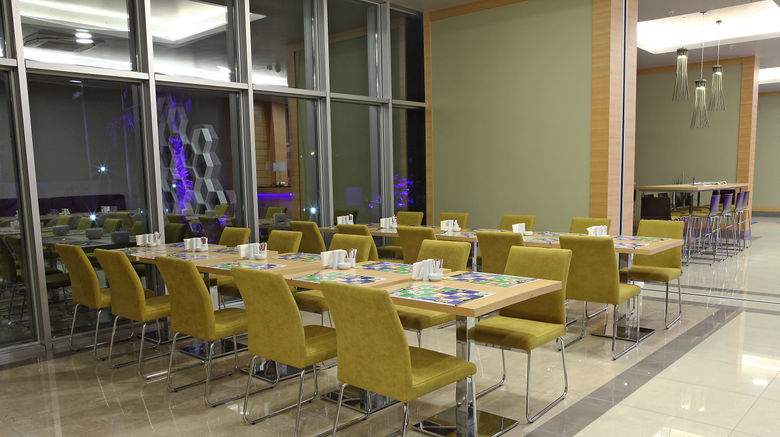 <b>Holiday Inn Express Manisa West Restaurant</b>. Images powered by <a href="https://www.leonardoworldwide.com/" title="Leonardo Worldwide" target="_blank">Leonardo</a>.