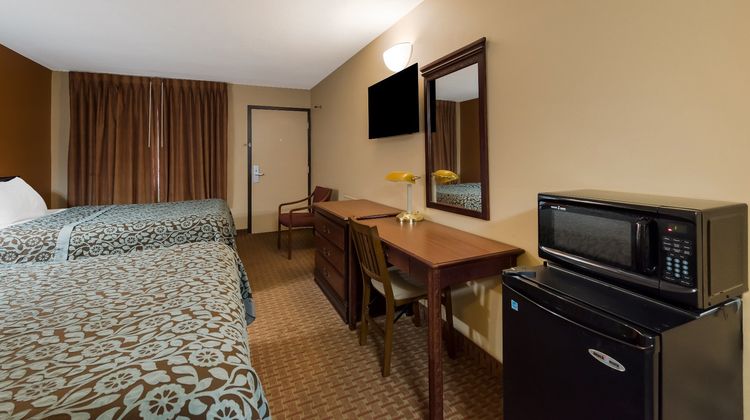 Red Carpet Inn Elkton Newark Room