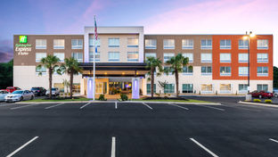 Holiday Inn Exp & Sts Greenville-Taylors