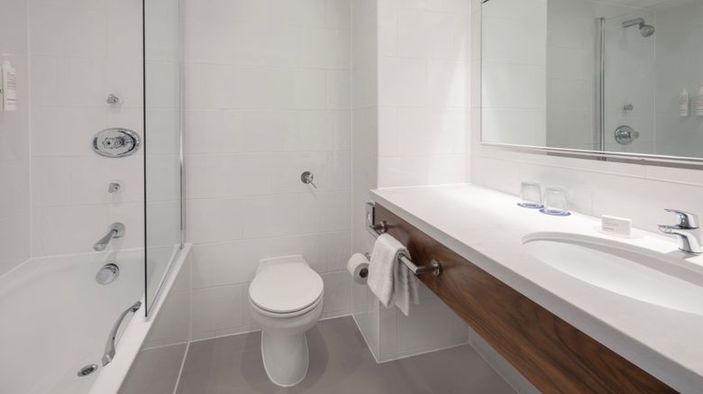 <b>Delta Hotels by Marriott Swansea Room</b>. Images powered by <a href="https://www.leonardoworldwide.com/" title="Leonardo Worldwide" target="_blank">Leonardo</a>.