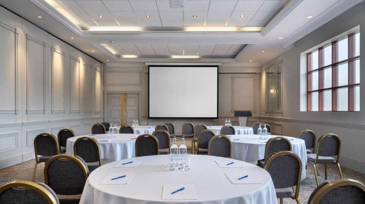 Delta Hotels by Marriott Swansea Meeting