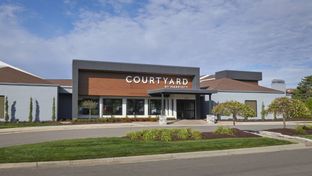 Courtyard by Marriott Detroit Troy