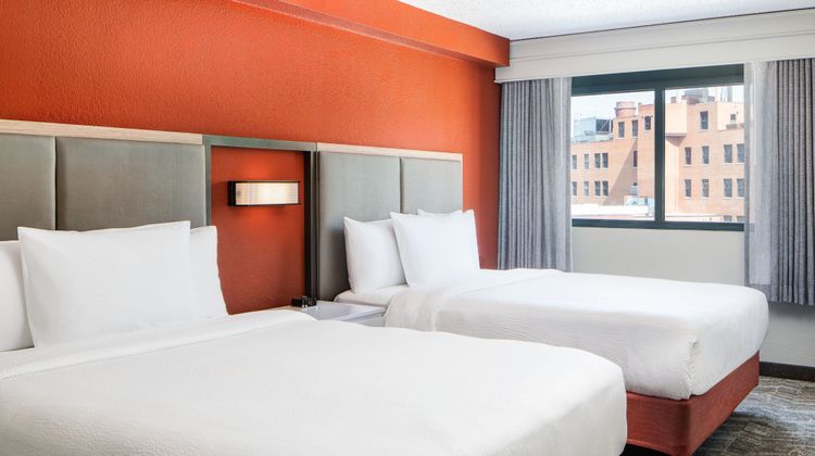 SpringHill Suites Downtown/West End Suite