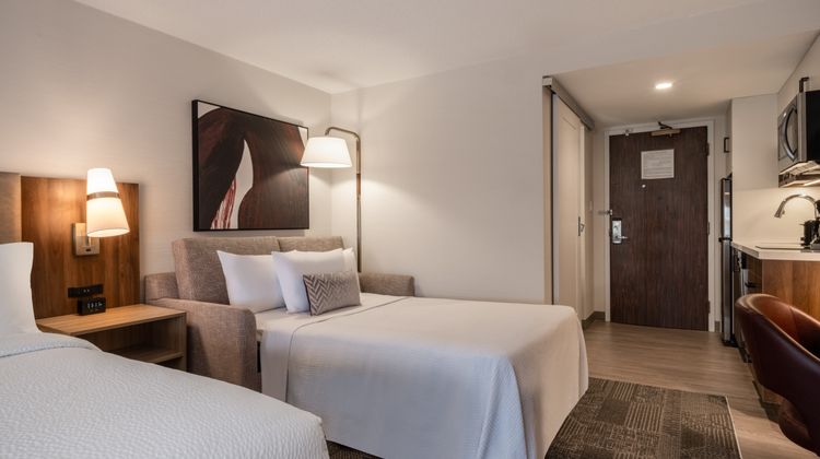 Staybridge Suites Chicago O'Hare Airport Room