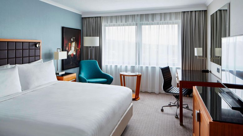 <b>Portsmouth Marriott Hotel Suite</b>. Images powered by <a href="https://www.leonardoworldwide.com/" title="Leonardo Worldwide" target="_blank">Leonardo</a>.