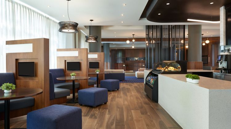 Residence Inn Calgary Airport Lobby