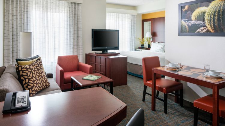 Residence Inn Phoenix Desert View-Mayo Suite