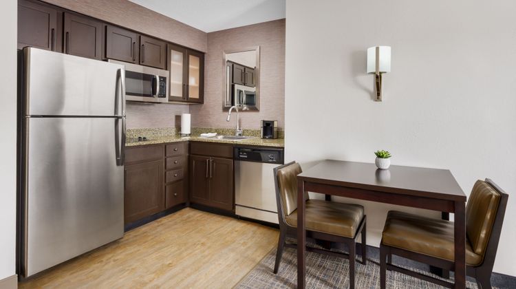 Residence Inn Boston Franklin Room