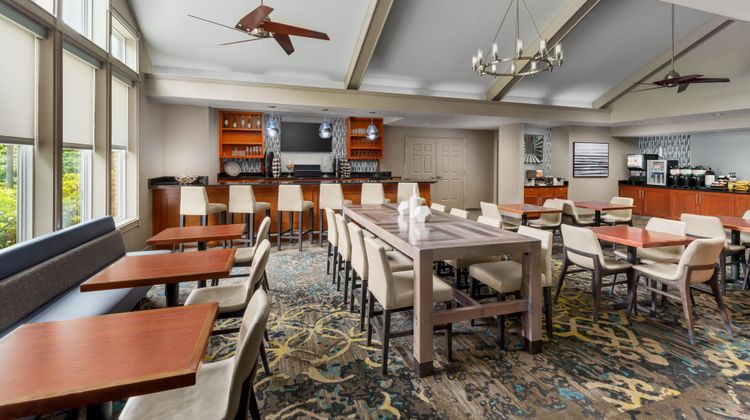 Residence Inn Boston Franklin Restaurant