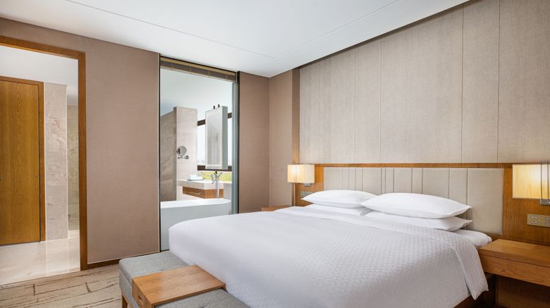 <b>Four Points Sheraton Shanghai, Kangqiao Suite</b>. Images powered by <a href="https://www.leonardoworldwide.com/" title="Leonardo Worldwide" target="_blank">Leonardo</a>.