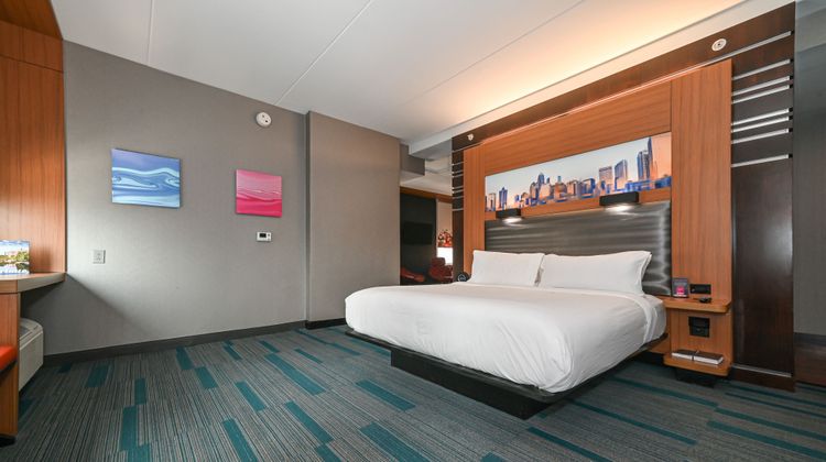 Aloft by Marriott Charlotte City Center Room