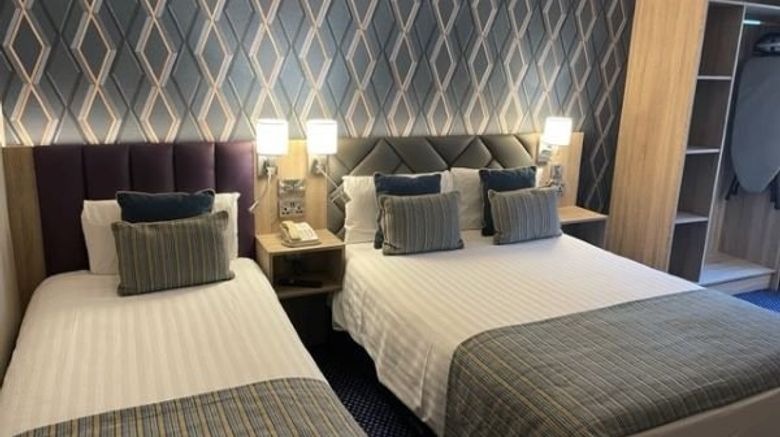 <b>Rochestown Lodge Hotel Room</b>. Images powered by <a href="https://www.leonardoworldwide.com/" title="Leonardo Worldwide" target="_blank">Leonardo</a>.