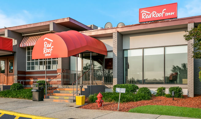 Red Roof Inn Baltimore Exterior