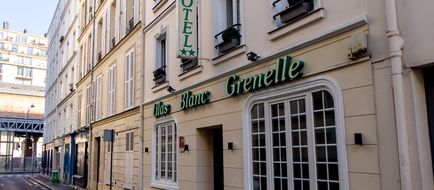 Lilas Blanc Hotel Exterior