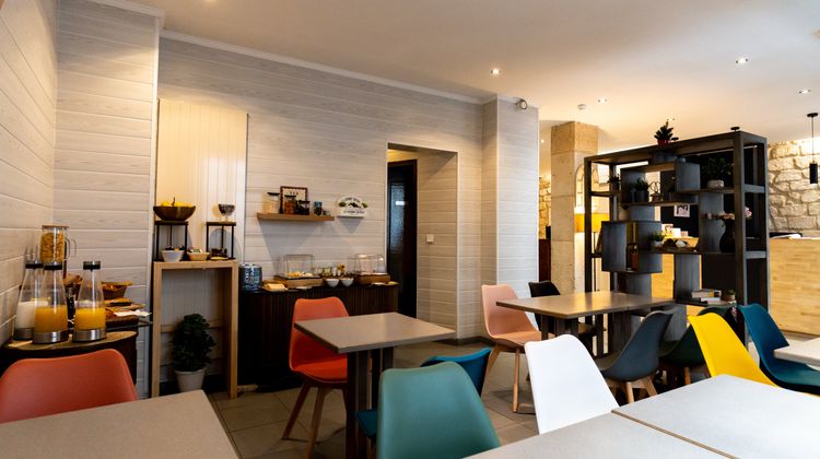 Lilas Blanc Hotel Restaurant