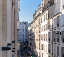 Lilas Blanc Hotel Exterior