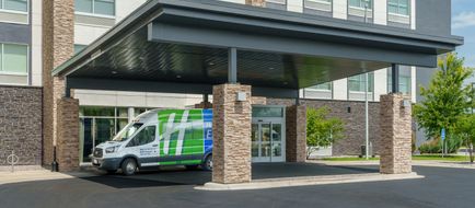Holiday Inn Express/Stes Mall of America Exterior