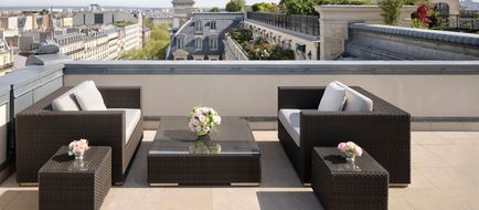 The Peninsula Paris Exterior