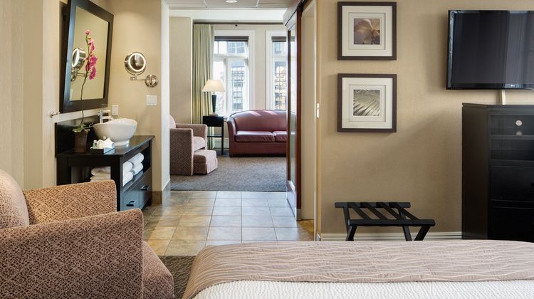 The Sofia Hotel Suite