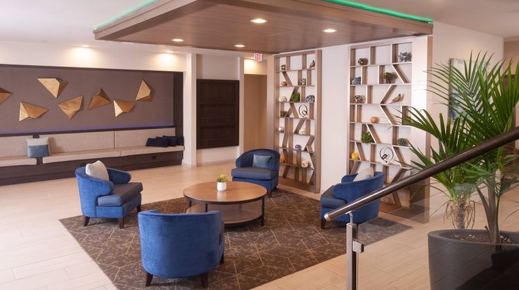 SpringHill Suites by Marriott Lobby